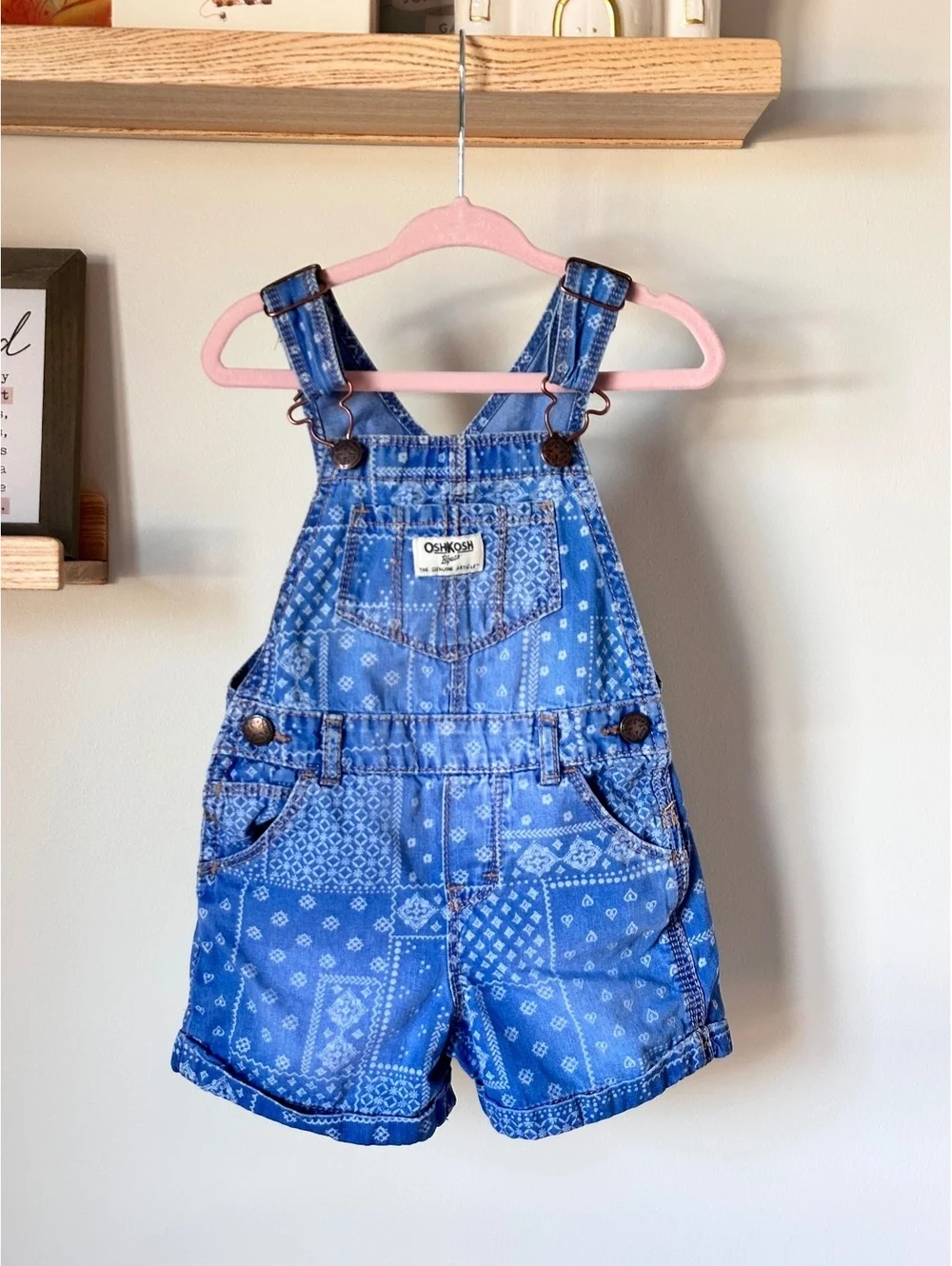 Osh Kosh Patchwork Print Shortalls Sz 2T